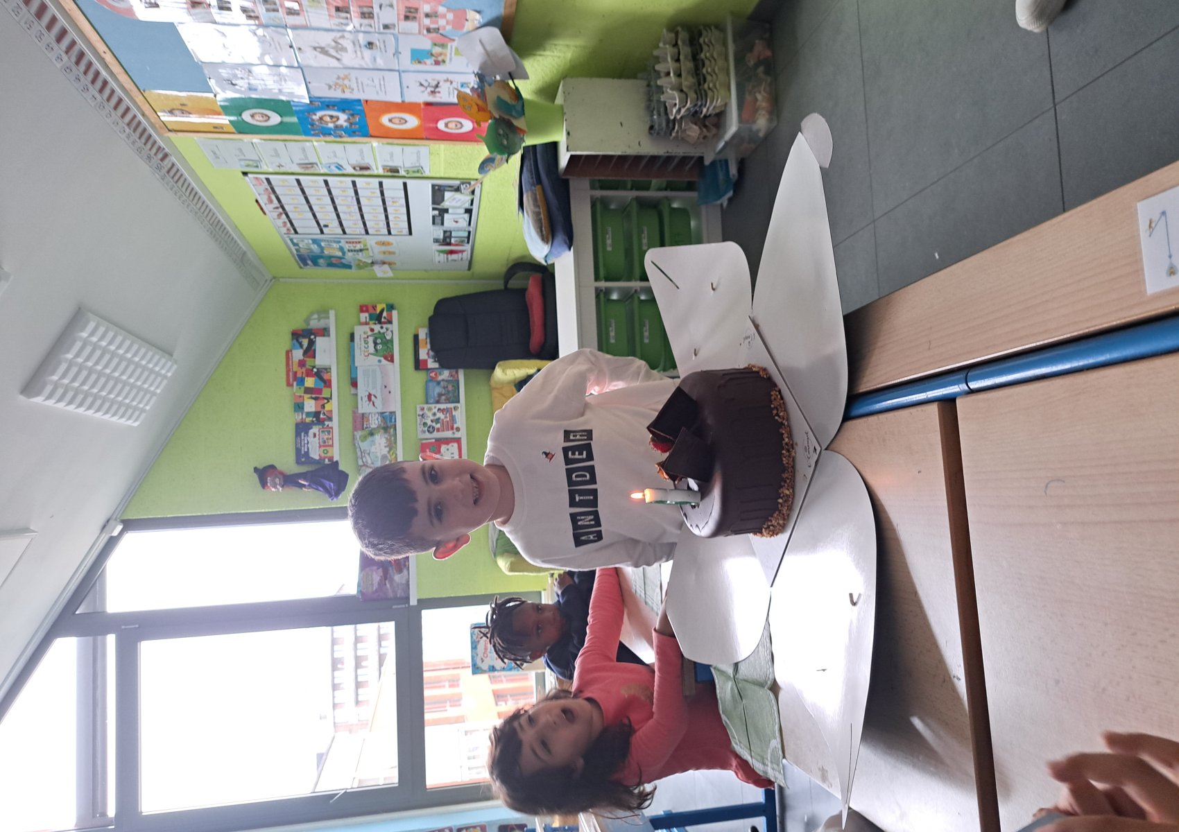 10a99d8f-1020-4fc6-bb24-a3ff61ee3ac8-1_all_798