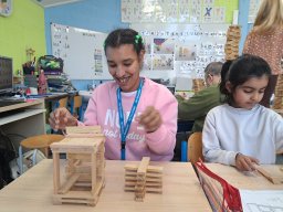 10a99d8f-1020-4fc6-bb24-a3ff61ee3ac8-1_all_212