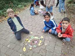 Les Petits Malins et les Loups: l'école du dehors 1